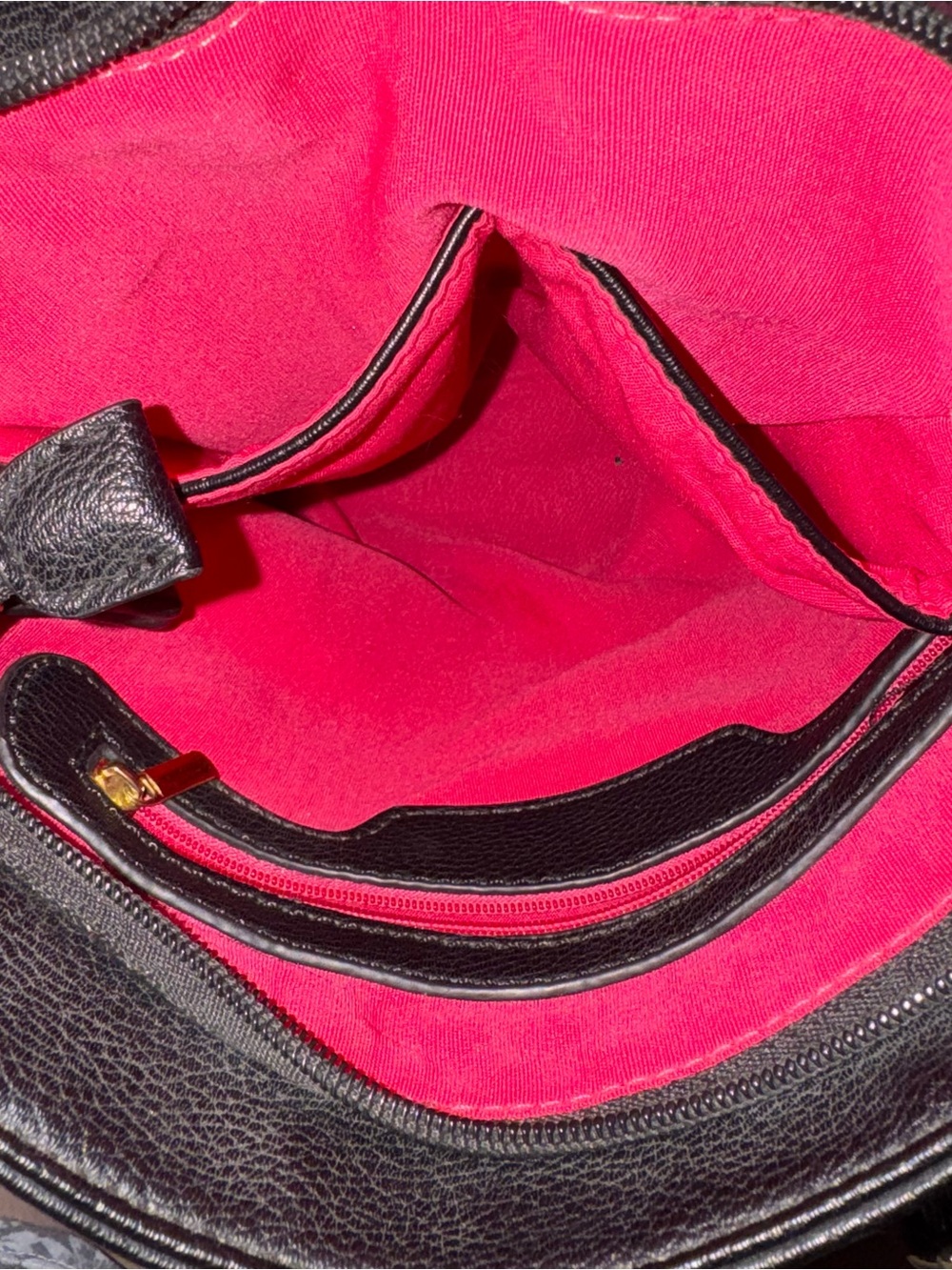 Black Women's Crossbody Bag with Gold Hardware EUC - Picture 12 of 15